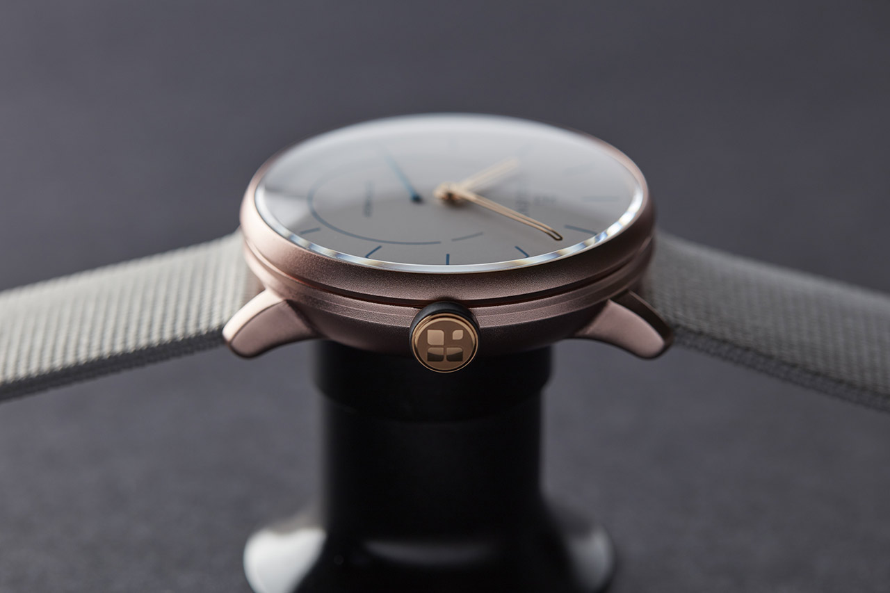 Sequent SuperCharger2:無(wú)線充電手表-復(fù)刻表