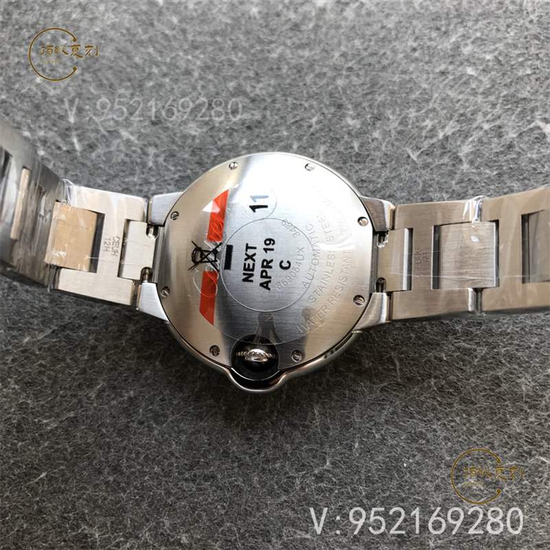 V6廠卡地亞藍氣球33mm和36mm復(fù)刻表質(zhì)量怎么樣-復(fù)刻表