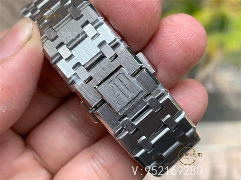 ZF廠愛(ài)彼15400皇家橡樹(shù)復(fù)刻實(shí)拍做工怎么樣,超薄鋼王-復(fù)刻表