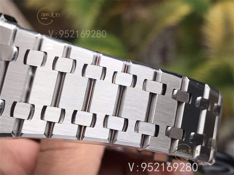 ZF廠愛(ài)彼15500復(fù)刻表對(duì)比正品評(píng)測(cè)-ZF廠15500拒絕一眼假-復(fù)刻表