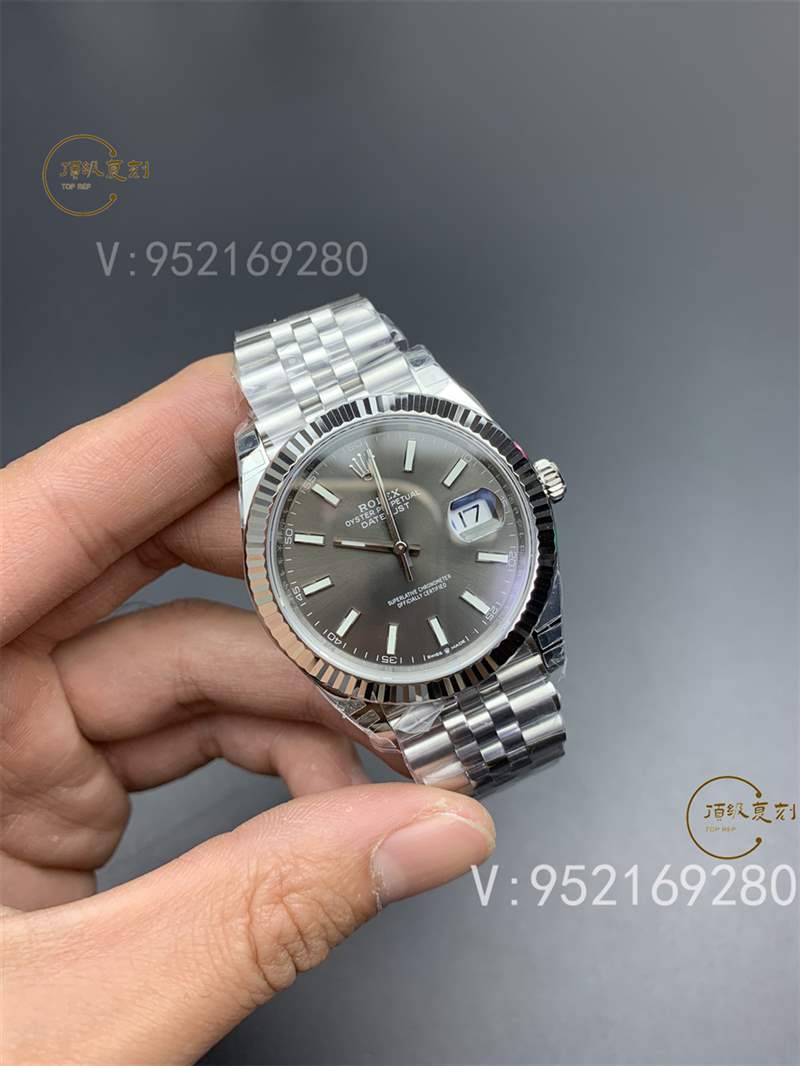 機械手表上發條(上弦)需要注意什么問題-復刻表