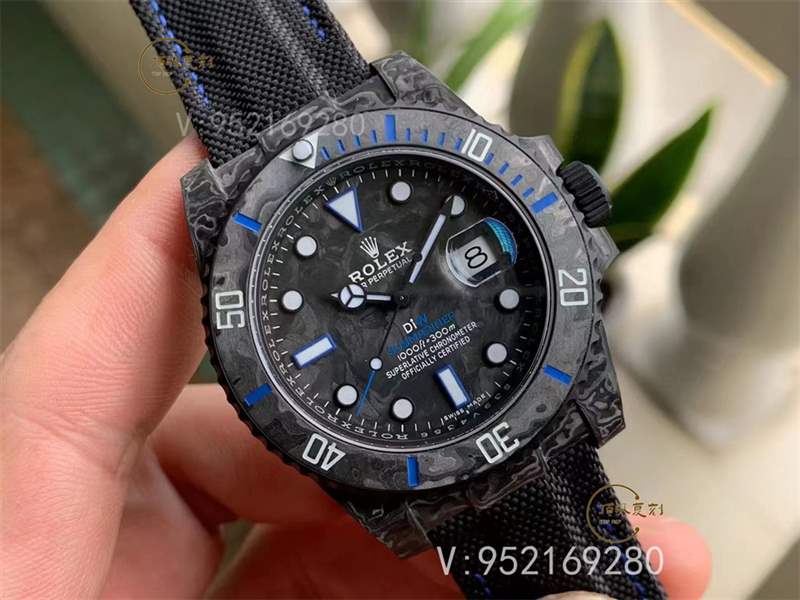 復刻表佩戴在日常生活中需要注意什么問題呢-復刻表