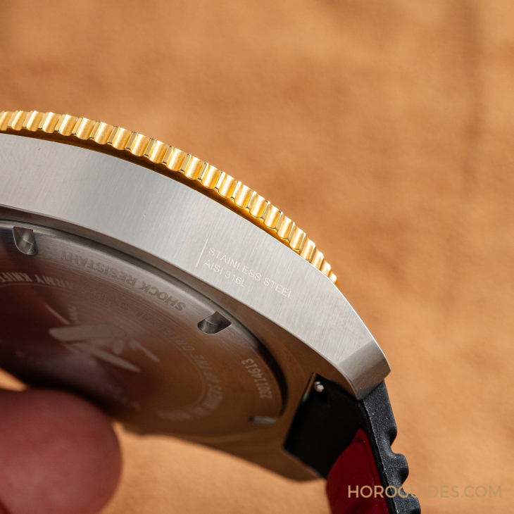 配備編織傘繩帶 最潮限量款也是超級工具表-復刻表