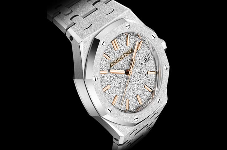 愛彼皇家橡樹系列再添新作：霜金自動表的璀璨工藝-復刻表