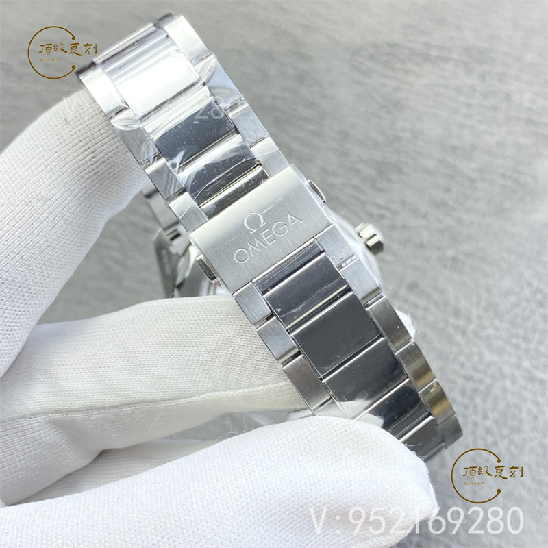 VS廠歐米茄海馬150m系列墨綠世界時復刻表:深度測評與細節解析-復刻表